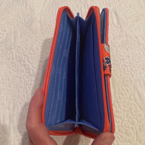 NEW Vera Bradley Wallet/Cluch -peach floral - Picture 3 of 5